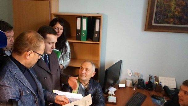 Служба зайнятості: роботодавці Шустера не повідомили про кримінальну справу