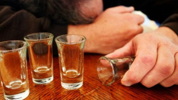 У&nbsp;Миколаєві поліція підтвердила смерть двох осіб від отруєння сурогатами алкоголю