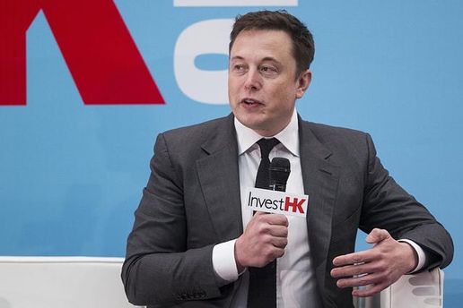 Маск пообіцяв «сюрприз» від Tesla
