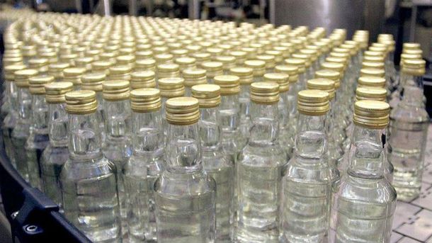 На Дніпропетровщині масове отруєння фальсифікованою горілкою: є померлий