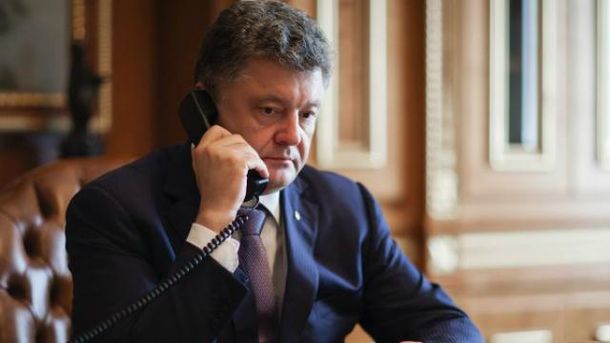 Порошенко узгодив з Байденом продовження санкцій проти РФ