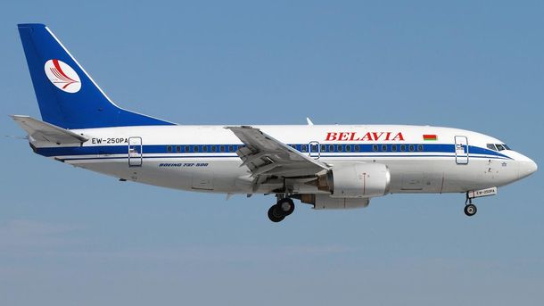 В расшифровке переговоров экипажа «Белавиа» с украинским диспетчером имеется угроза использования авиации