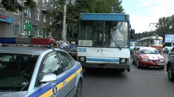 У Дніпрі знову постраждав тролейбус (ілюстрація)
