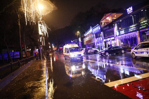 Теракт в Стамбуле: 35 погибших в стрельбе в клубе Reina