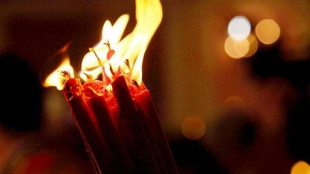 Сьогодні з Єрусалима до Києва привезуть Благодатний Вогонь