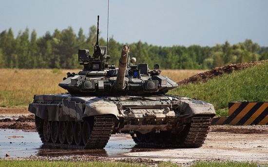 Танк T-90 Танк T-90
