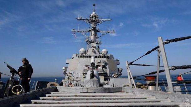 Есмінець США Arleigh-Burke USS Oscar Austin (DDG79) Есмінець США Arleigh-Burke USS Oscar Austin (DDG79)