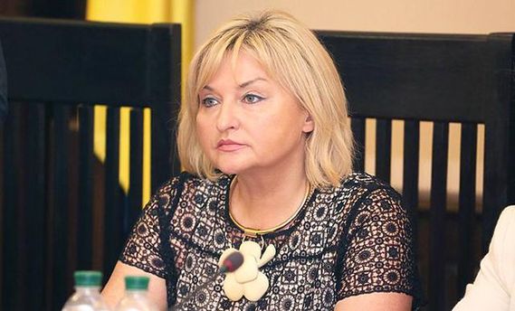 Дружина Луценка купила новенький «Мерседес» за 100 тисяч «баксів»