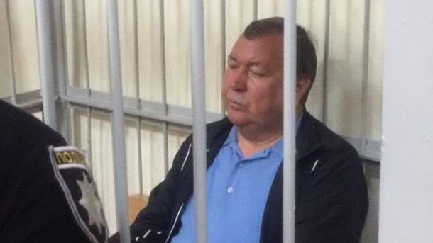 Экс-руководителя налоговой Луганщины освободили из зала суда