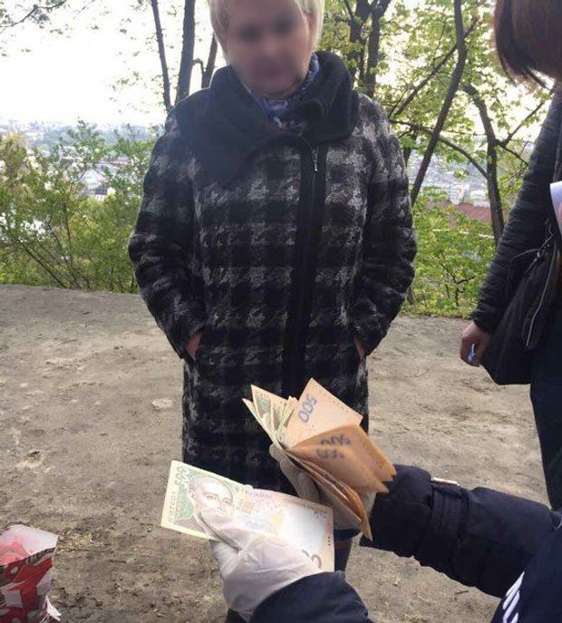 Львів затримання податківця хабар кримінал