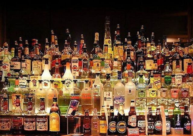 Продажа алкоголя на Львовщине могут ограничить