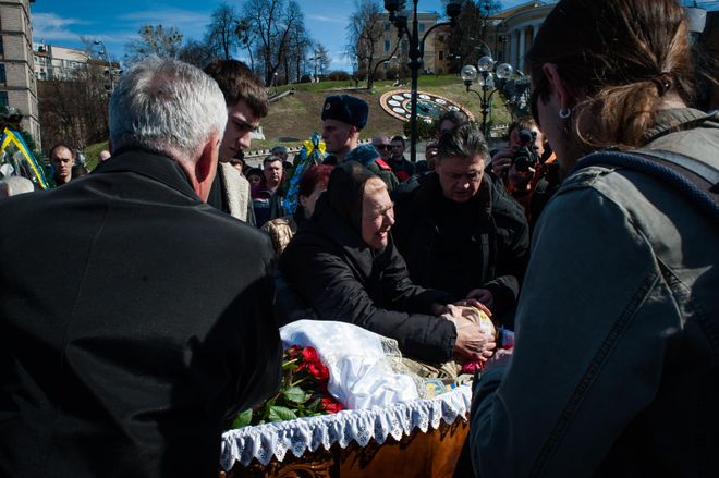 Великий і легендарний: У Києві попрощалися із бійцем "Годзилою"