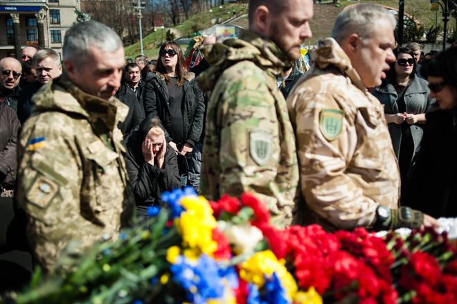 Великий і легендарний: У Києві попрощалися із бійцем "Годзилою"